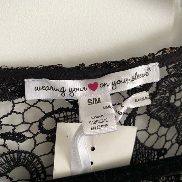 Gold lace top - Picture 6 of 7